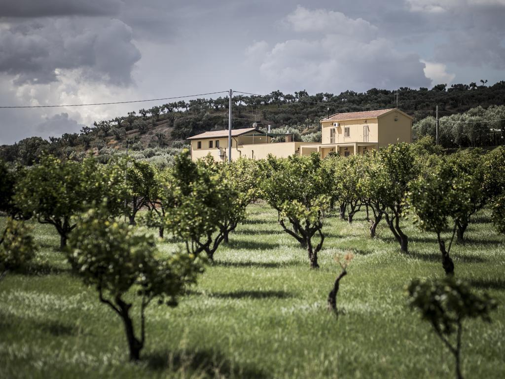 Agriturismo Il Giriatello Кротоне Екстер'єр фото